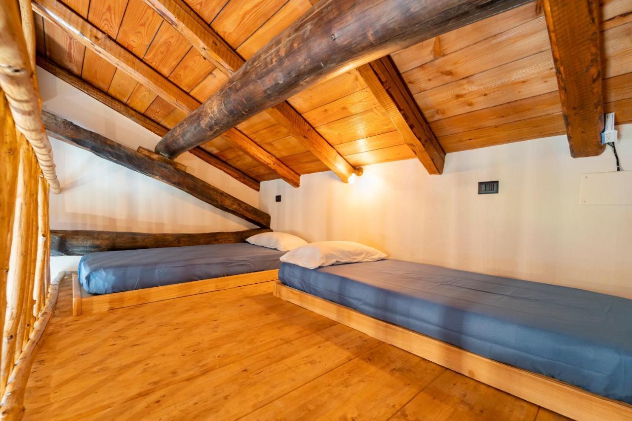 Country House Le Gaie Allegre Villar San Costanzo Zewnętrze zdjęcie