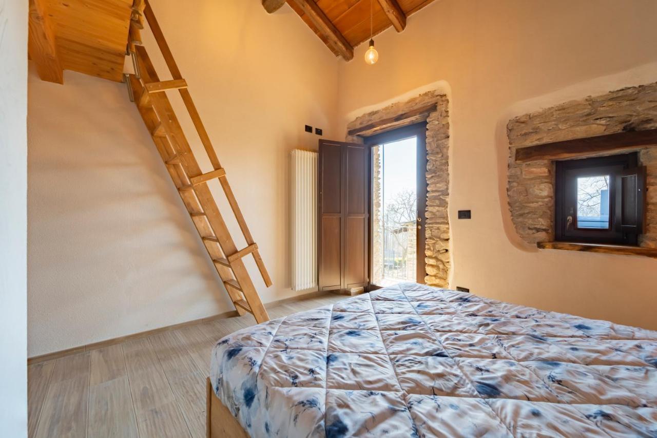 Country House Le Gaie Allegre Villar San Costanzo Zewnętrze zdjęcie