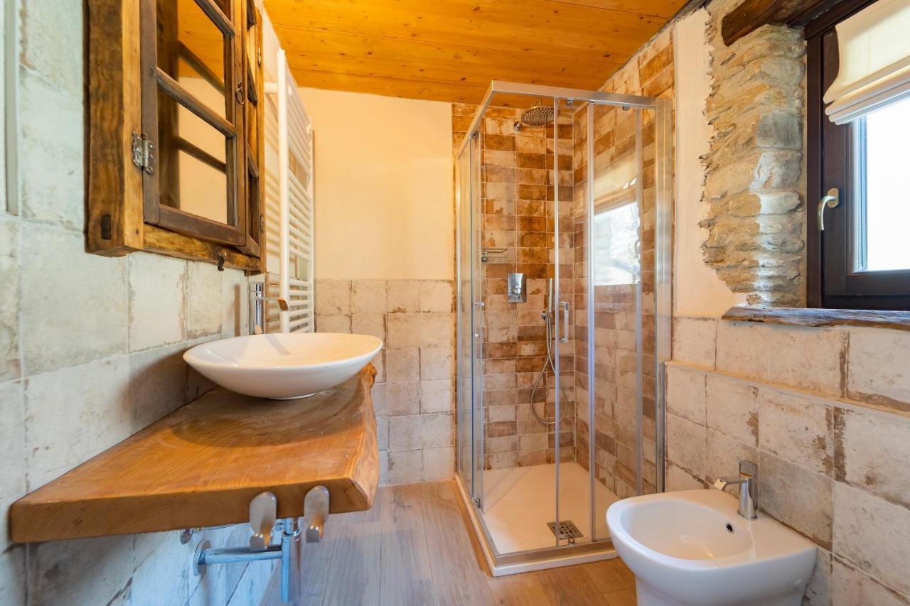 Country House Le Gaie Allegre Villar San Costanzo Zewnętrze zdjęcie