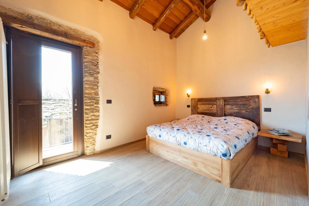 Country House Le Gaie Allegre Villar San Costanzo Zewnętrze zdjęcie